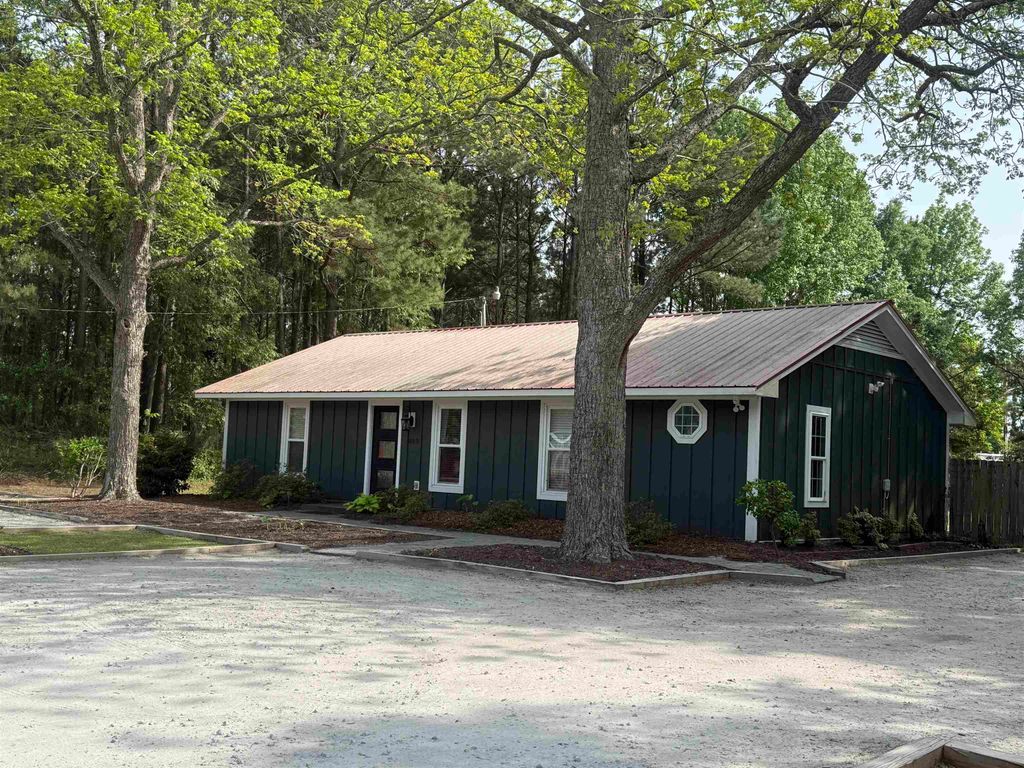 889 Inlet Square Dr., Murrells Inlet, SC 29576 — exterior