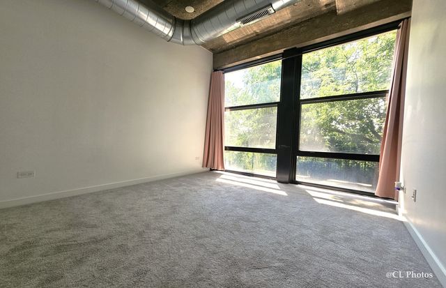 1111 W 15th Street 218, Chicago, IL 60608