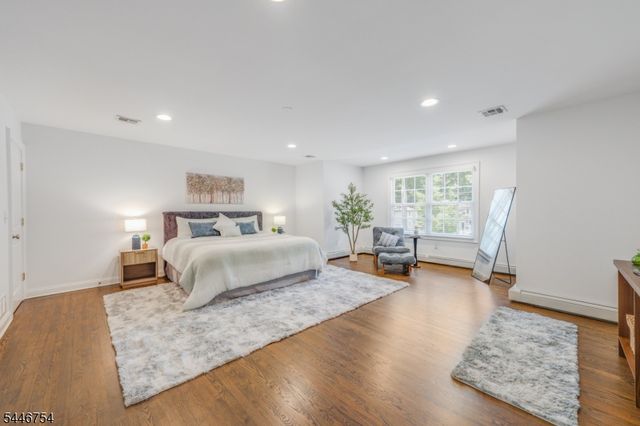53 Maple Ave, Berkeley Heights Twp., NJ 07922