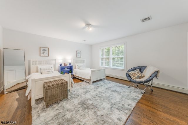 53 Maple Ave, Berkeley Heights Twp., NJ 07922