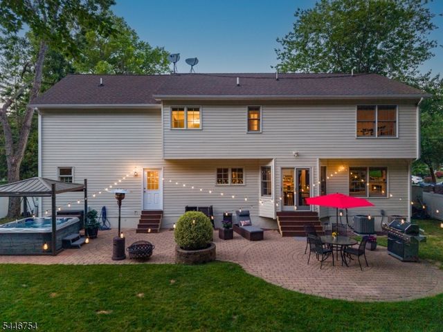 53 Maple Ave, Berkeley Heights Twp., NJ 07922