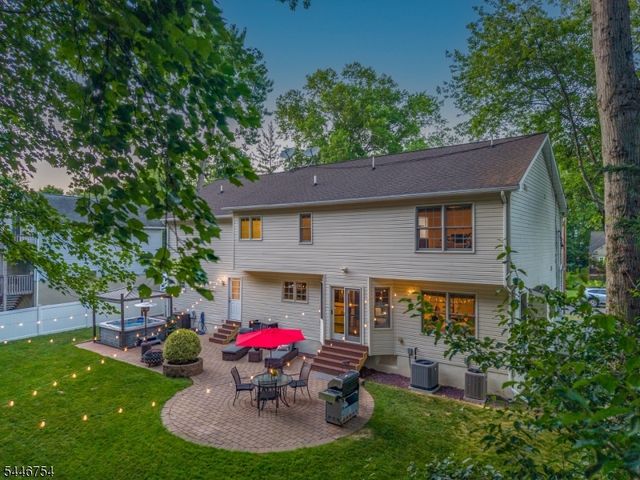 53 Maple Ave, Berkeley Heights Twp., NJ 07922