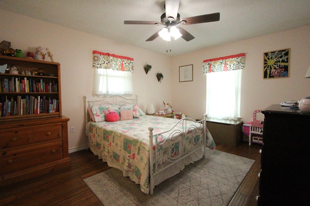Image 16 of property listing at 1451 E 28th St, San Angelo, TX 76903