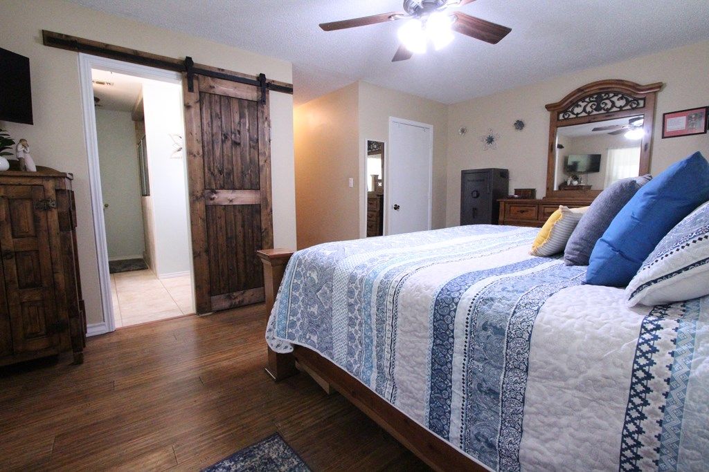Image 25 of property listing at 1451 E 28th St, San Angelo, TX 76903