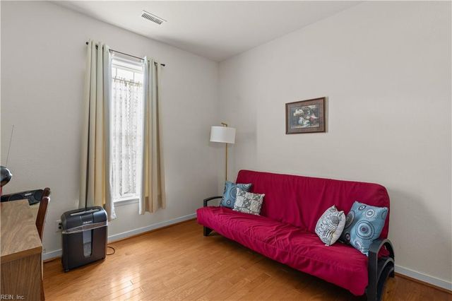 1436 Scoonie Pointe DR, Chesapeake, VA 23322