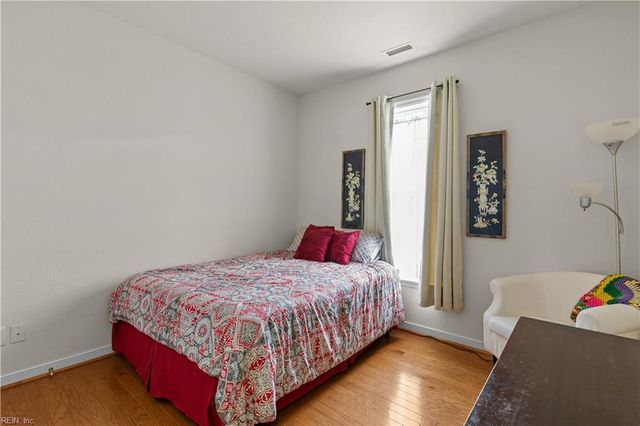 1436 Scoonie Pointe DR, Chesapeake, VA 23322