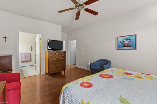 1436 Scoonie Pointe DR, Chesapeake, VA 23322