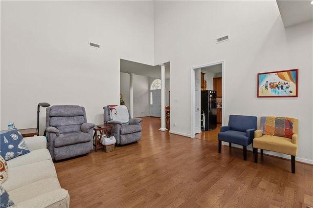 1436 Scoonie Pointe DR, Chesapeake, VA 23322