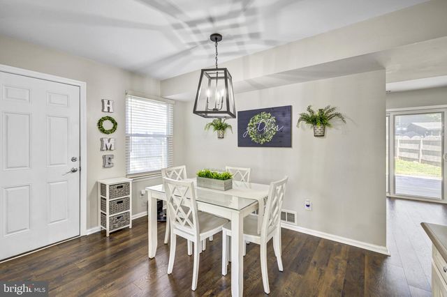 40 WINDINGBROOK DR, Atco, NJ 08004