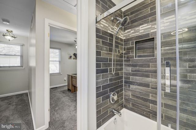 40 WINDINGBROOK DR, Atco, NJ 08004