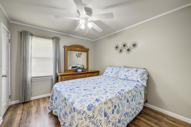 40 WINDINGBROOK DR, Atco, NJ 08004