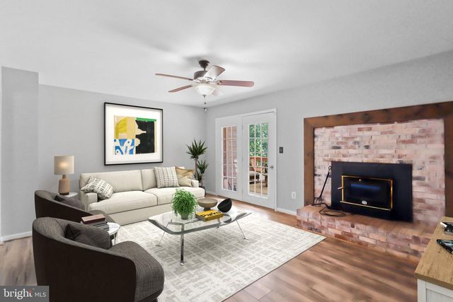 64 PANNERS LN, Fredericksburg, VA 22406