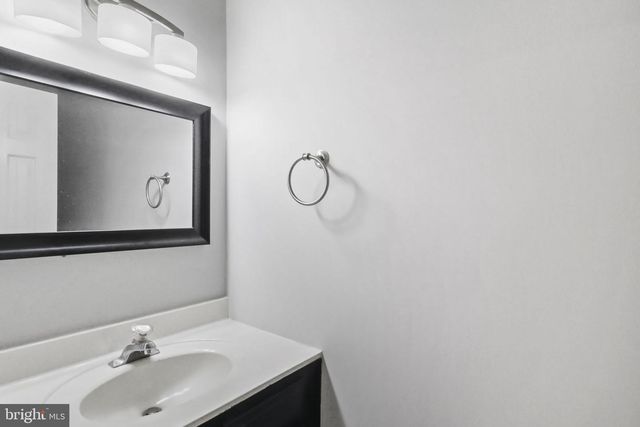 64 PANNERS LN, Fredericksburg, VA 22406