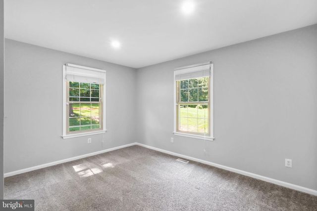 64 PANNERS LN, Fredericksburg, VA 22406