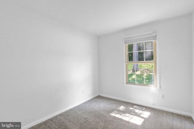 64 PANNERS LN, Fredericksburg, VA 22406