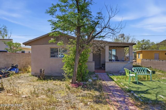 1317 W Niagara Street, Tucson, AZ 85745