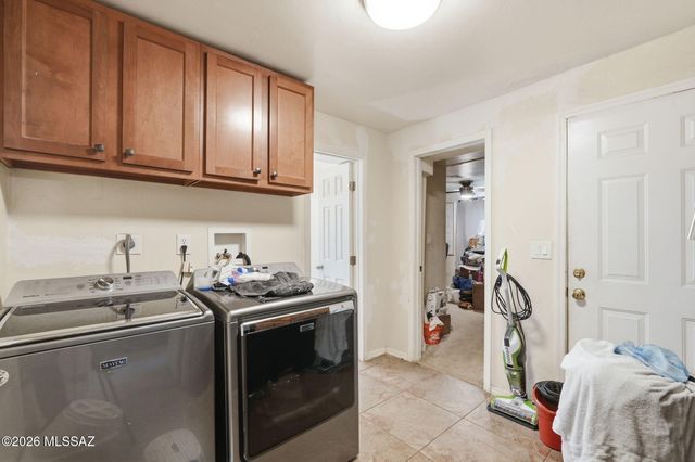 1317 W Niagara Street, Tucson, AZ 85745