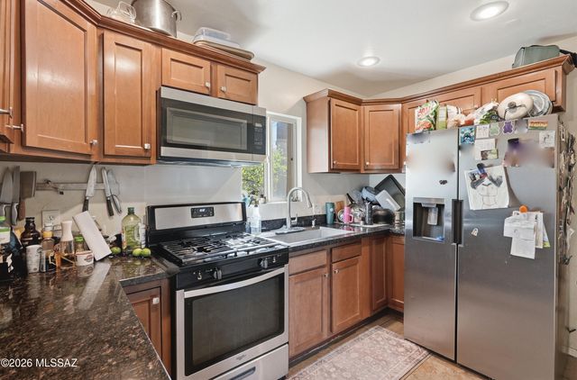 1317 W Niagara Street, Tucson, AZ 85745