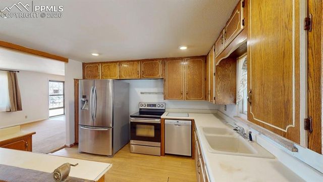 6869 Galapago Court, Denver, CO 80221