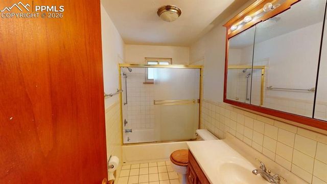 6869 Galapago Court, Denver, CO 80221