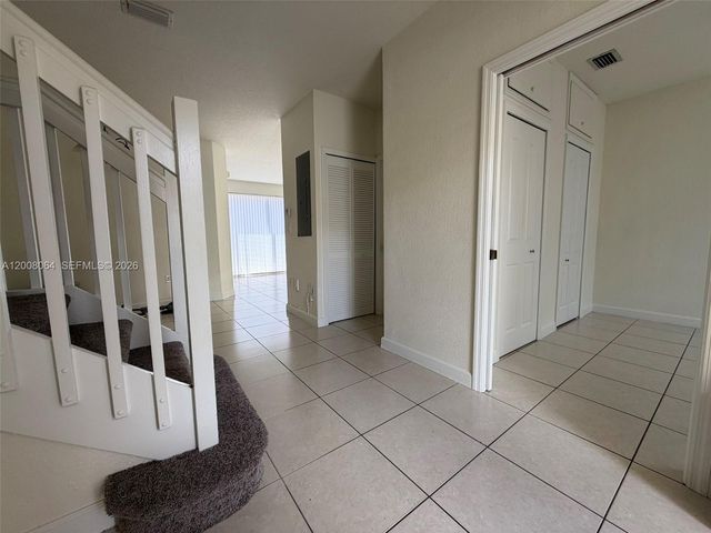 6940 NW 177th St P104, Hialeah, FL 33015