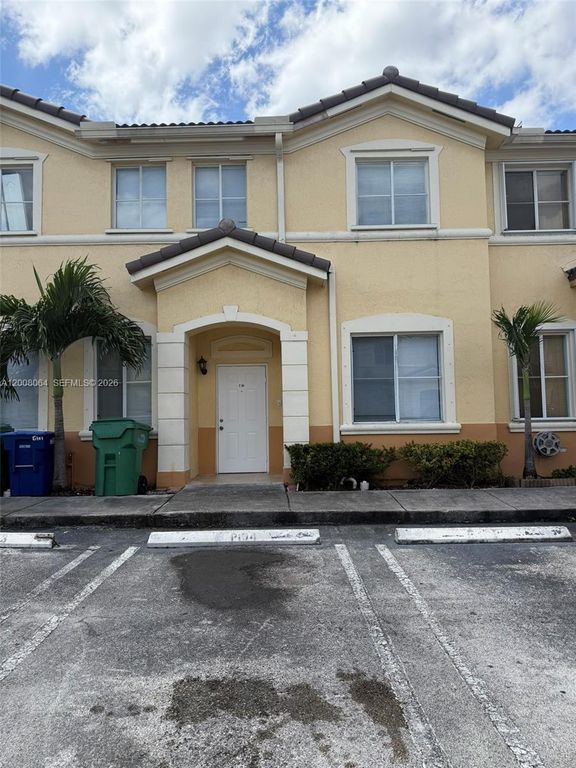 6940 NW 177th St P104, Hialeah, FL 33015