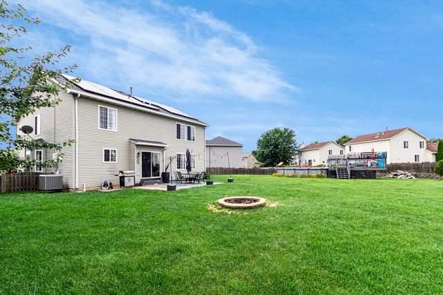 1308 Burns Court, Minooka, IL 60447