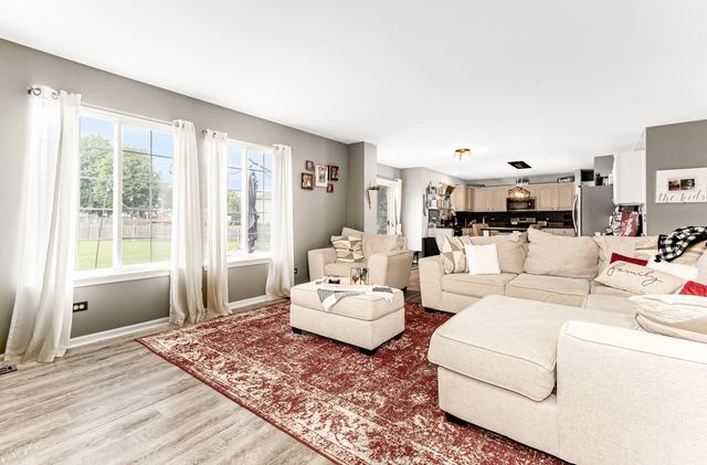 1308 Burns Court, Minooka, IL 60447