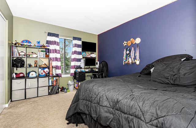 1308 Burns Court, Minooka, IL 60447