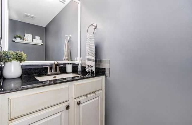 1308 Burns Court, Minooka, IL 60447