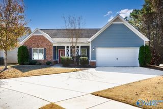 7014 Camrose Lane NW, Huntsville, AL 35806