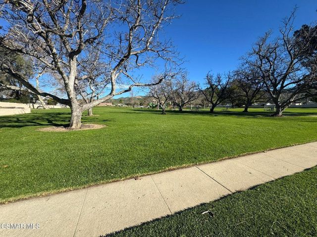 2075 Avenida Vista Del Monte 4, Simi Valley, CA 93063