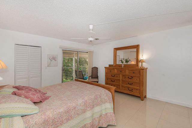 2102 Lucaya Bend J3, Coconut Creek, FL 33066