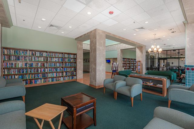 2102 Lucaya Bend J3, Coconut Creek, FL 33066