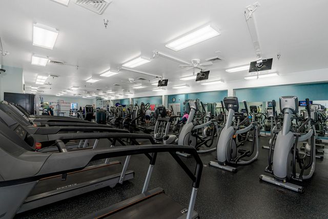 2102 Lucaya Bend J3, Coconut Creek, FL 33066