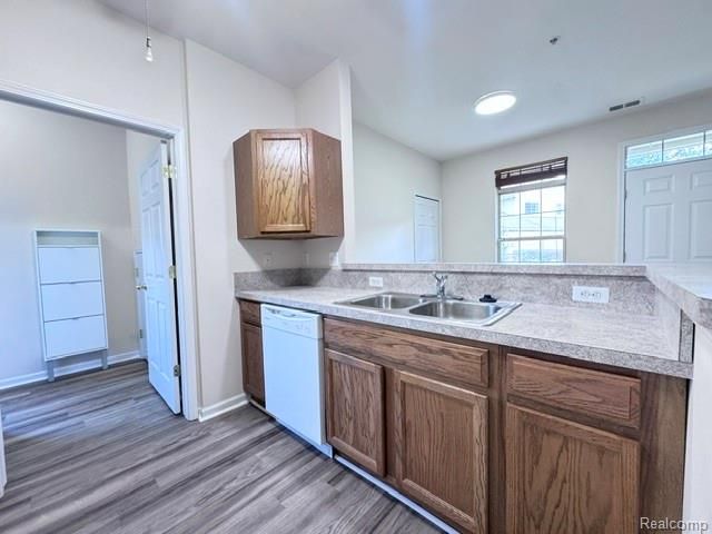 488 Village Drive, Walled Lake, MI 48390