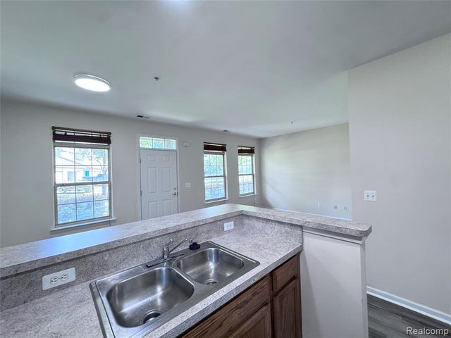 488 Village Drive, Walled Lake, MI 48390