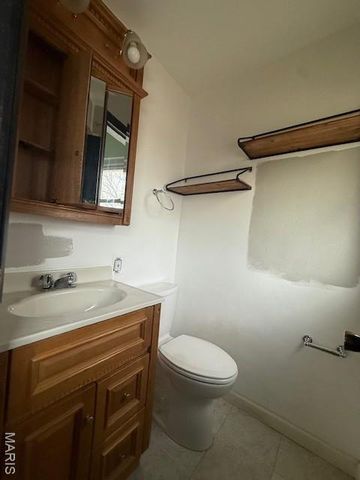 10 Wood Drive, Swansea, IL 62226