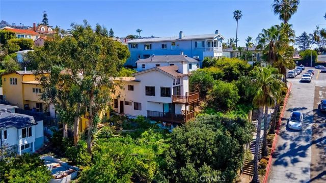 421 Loma Terrace, Laguna Beach, CA 92651