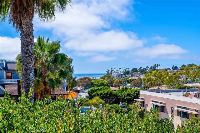 421 Loma Terrace, Laguna Beach, CA 92651
