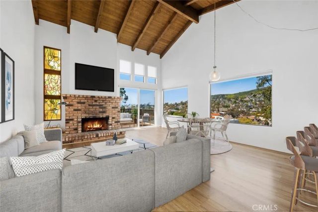421 Loma Terrace, Laguna Beach, CA 92651