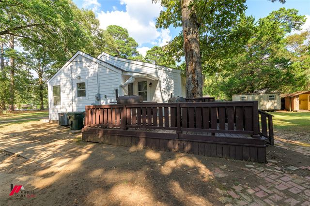 6239 S Lakeshore Drive, Shreveport, LA 71119
