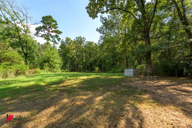 6239 S Lakeshore Drive, Shreveport, LA 71119