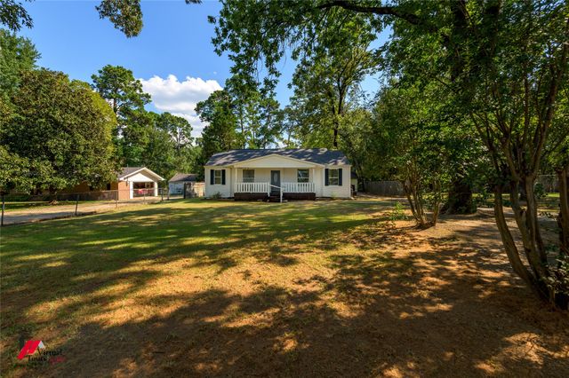 6239 S Lakeshore Drive, Shreveport, LA 71119