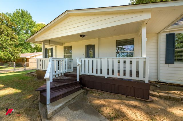 6239 S Lakeshore Drive, Shreveport, LA 71119