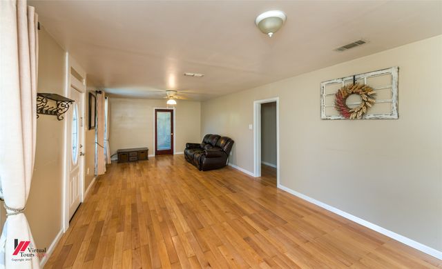6239 S Lakeshore Drive, Shreveport, LA 71119