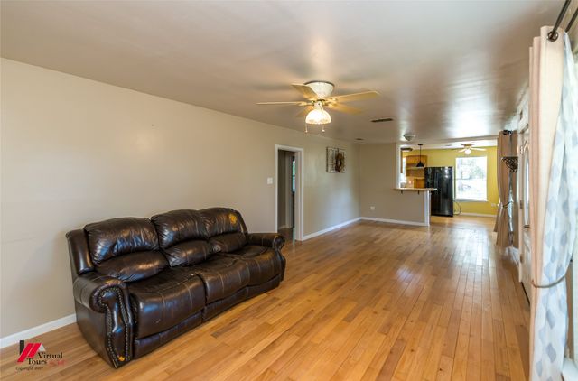 6239 S Lakeshore Drive, Shreveport, LA 71119