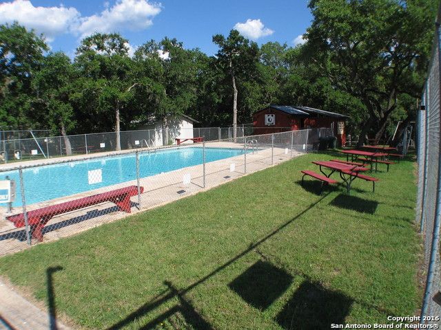 526 TAMARACK DR, Canyon Lake, TX 78133