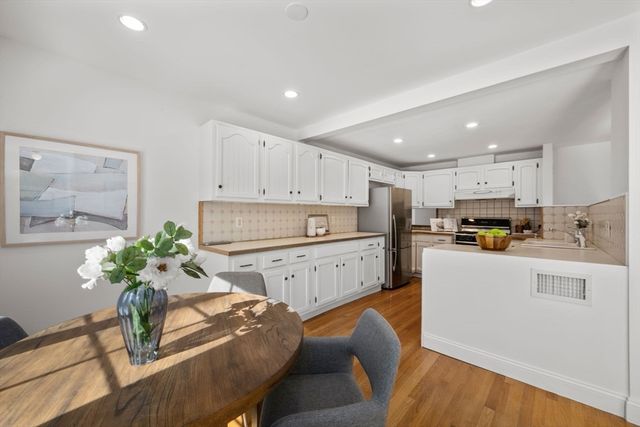 48 Miller, Newton, MA 02459