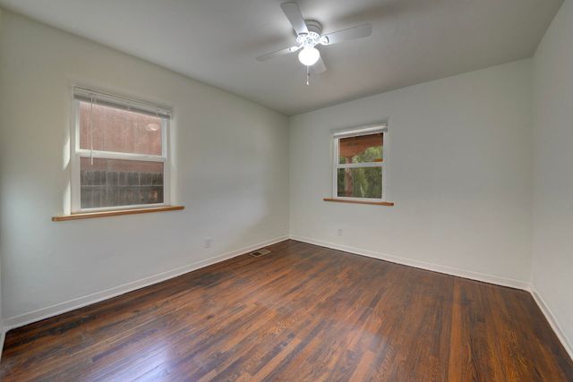 2905 Summit Place NE, Albuquerque, NM 87106